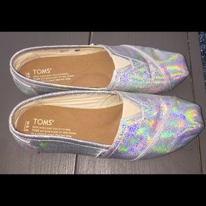 Toms holographic size 8.5 like new rare